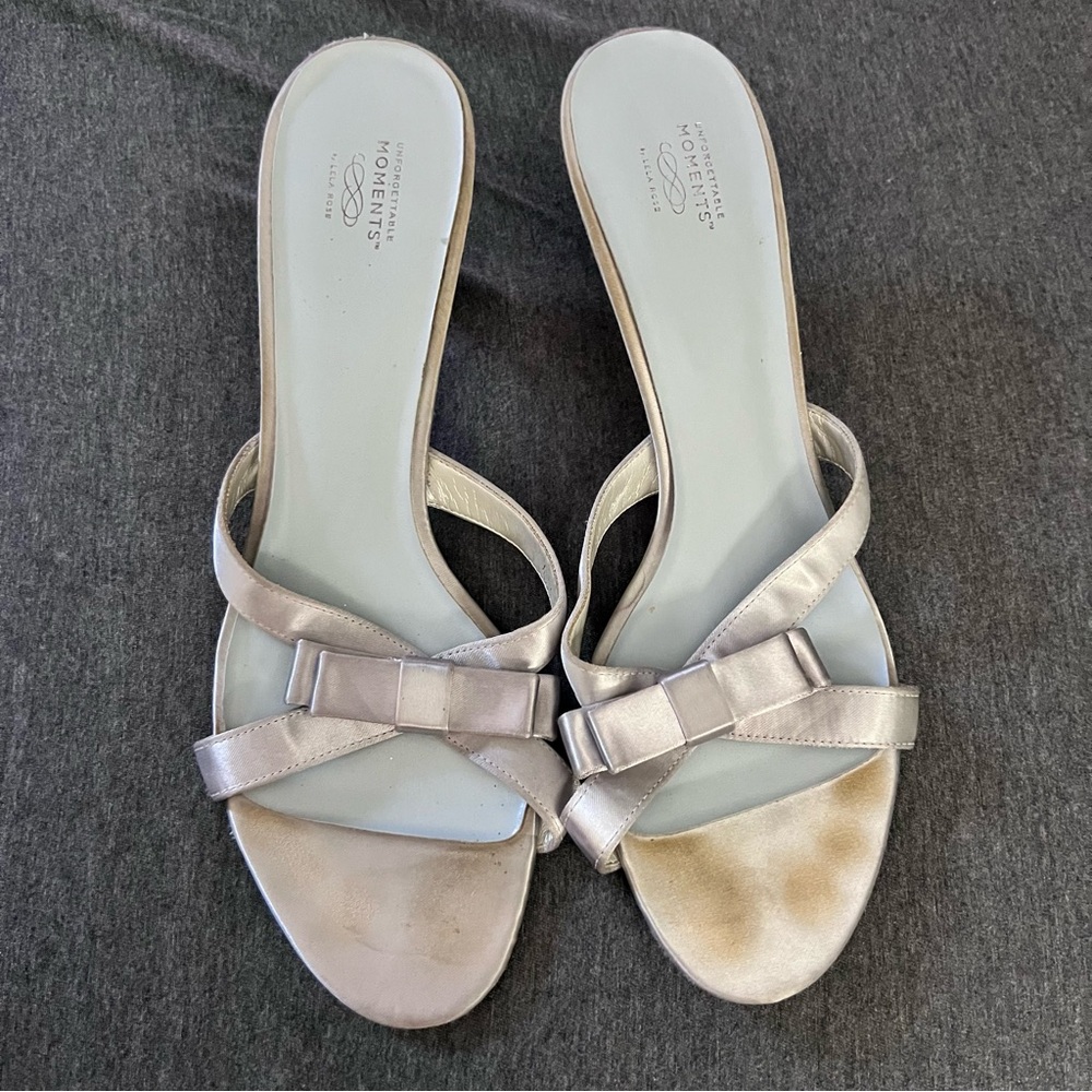 Unforgettable moments by Lela rose died a blueish silver size 12